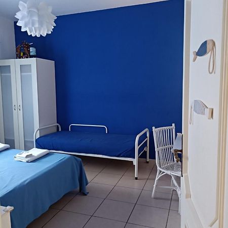 Travel And Living Hotel Trani Exterior photo