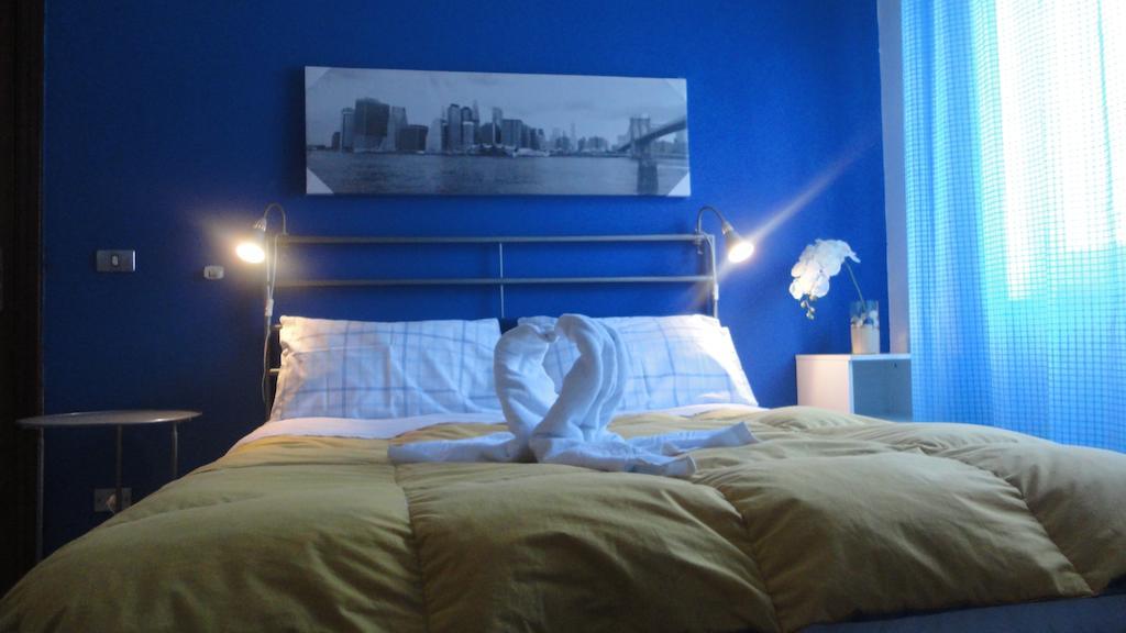 Travel And Living Hotel Trani Room photo